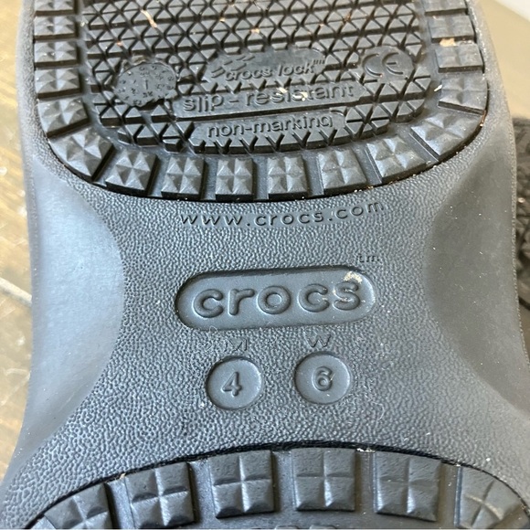Crocs On The Clock Work Slip-on Black 6 Comfort Casual - Picture 8 of 10